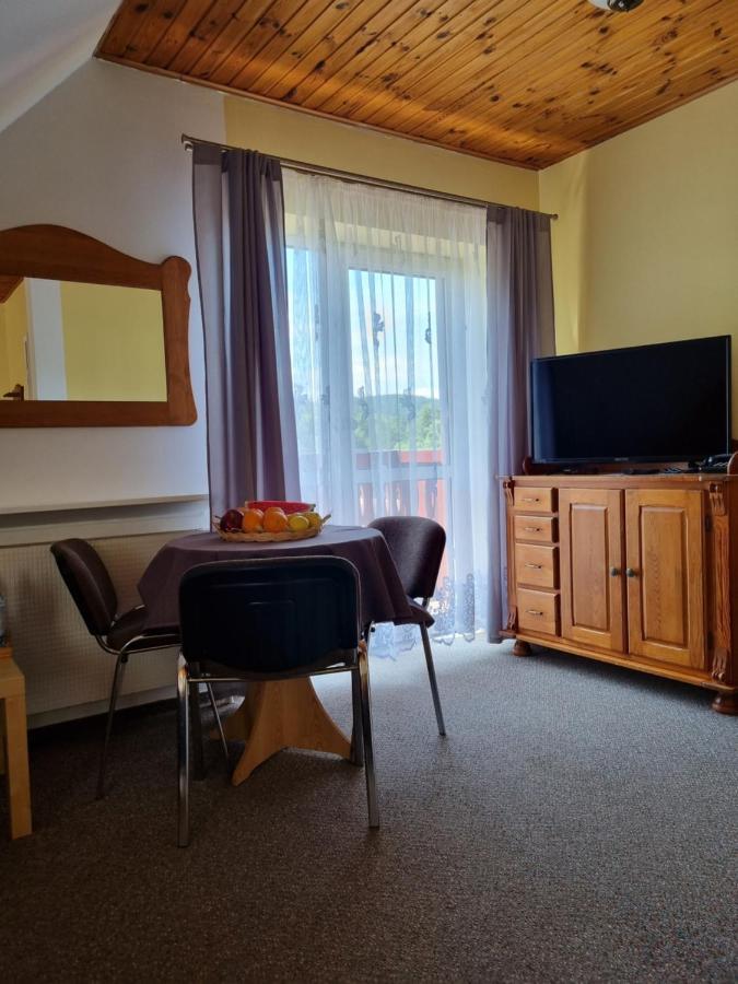 Hotel Karkonosze คาร์ปัตซ์ ภายนอก รูปภาพ