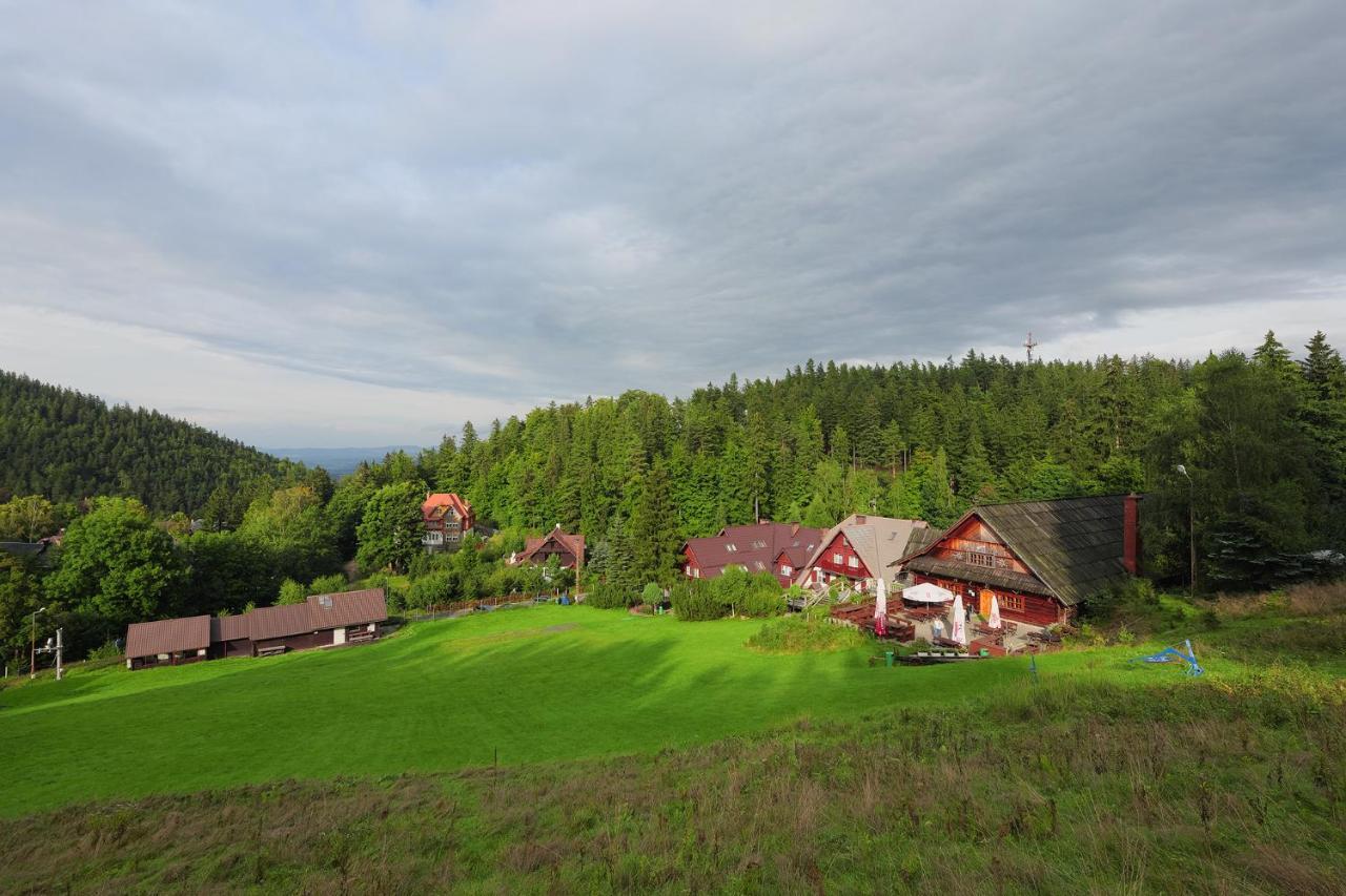 Hotel Karkonosze คาร์ปัตซ์ ภายนอก รูปภาพ